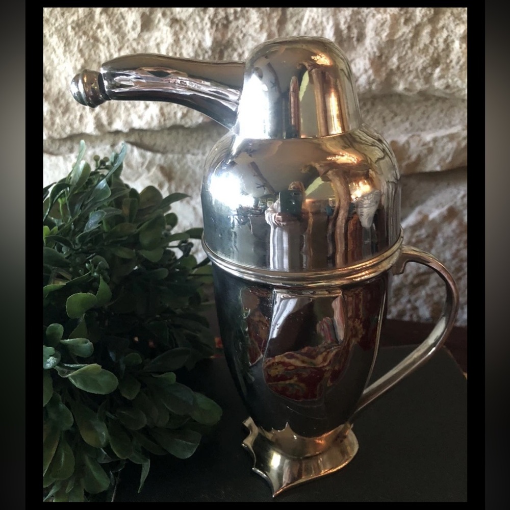 Vintage 1990s Art Deco Penguin Cocktail Shaker Restoration Hardware Stainless 8